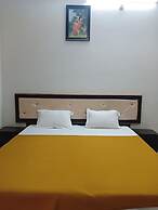 Goroomgo Varuna Stay Varanasi