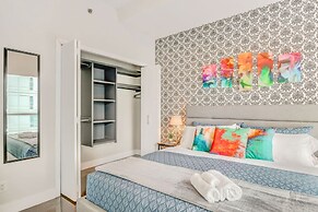 Luxury Condo With City Views Near Stampede Park