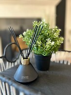 NEW 2 Bedroom Spacious Flat