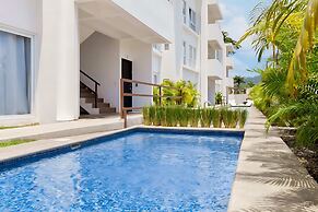Upstay - Modern Jaco Beach Apartment With Pool