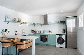 Upstay - Chic Clarksville Condo Near Downtown Austin