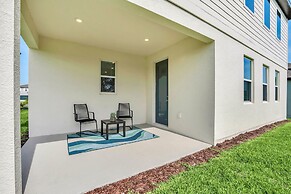 Upstay - Spacious Lakefront Home Near Disney