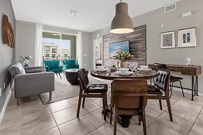 Upstay - Modern Condo With Gorgeous Patio Views