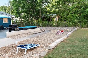 Upstay - Bungalow w Games Golf Fire and Patio