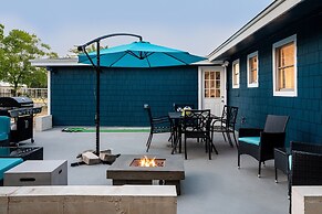 Upstay - Bungalow w Games Golf Fire and Patio