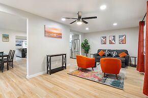 Upstay - Bungalow w Games Golf Fire and Patio