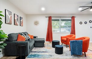 Upstay - Bungalow w Games Golf Fire and Patio