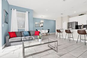 Upstay - Modern Home w Pool Near Disney