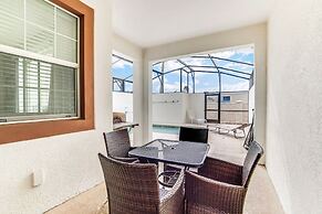 Upstay - Modern Home w Pool Near Disney