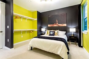 Hot Tub Time Machine Clubhouse DT 6 Min Drive