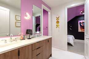 Hot Tub Time Machine Clubhouse DT 6 Min Drive