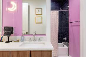 Hot Tub Time Machine Clubhouse DT 6 Min Drive