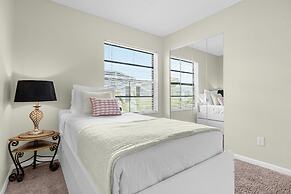 Upstay - Family Condo at Ventura Golf Country Club