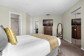 Upstay - Family Condo at Ventura Golf Country Club