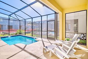 Upstay Resort Home w Pool Hot Tub Air Hockey