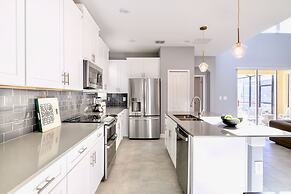 Upstay Resort Home w Pool Hot Tub Air Hockey