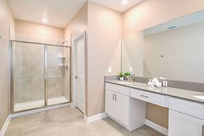 Upstay Resort Home w Pool Hot Tub Air Hockey