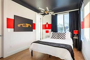 Chic 4BR Pool House - Steps to South 1st Street