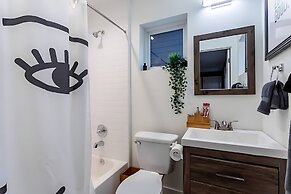 Two-home 3rd St - Estate 6th Street - 4 min Walk