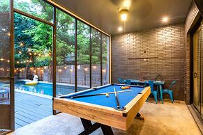 Backyard Pool Oasis Rainey Street 6 min Walk