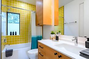 Backyard Pool Oasis Rainey Street 6 min Walk