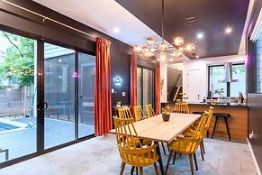 Backyard Pool Oasis Rainey Street 6 min Walk