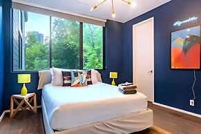 Backyard Pool Oasis Rainey Street 6 min Walk