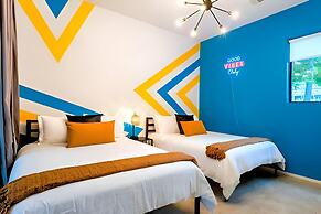 Backyard Pool Oasis Rainey Street 6 min Walk