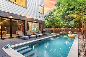 Backyard Pool Oasis Rainey Street 6 min Walk