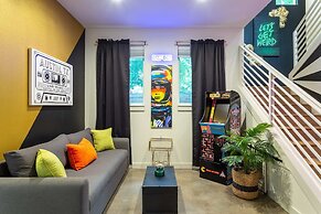 Upstay - Pristine Pool Palace - 7min to Rainey St