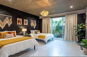 Upstay - Pristine Pool Palace - 7min to Rainey St