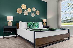 Upstay - Solara Resort Home w Pool BBQ Gamesroom