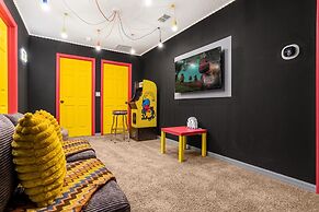 Upstay - Solara Resort Home w Pool BBQ Gamesroom