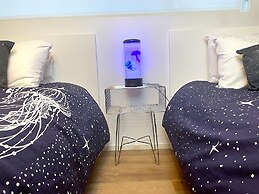 Austin Clubhouse Rainey Street 6 min Walk