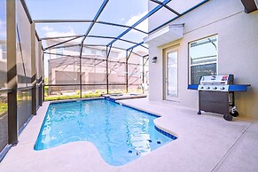 Spacious Villa w Pool Hot Tub Golf Lazy River