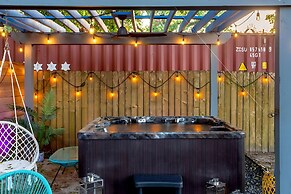 Heated Pool Haven w Hot Tub Downtown 3 mi