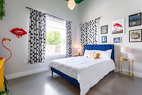 Heated Pool Haven w Hot Tub Downtown 3 mi