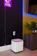 Heated Pool Haven w Hot Tub Downtown 3 mi