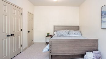 Upstay - Govalle Get-a-way