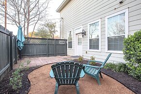 Upstay - Govalle Get-a-way