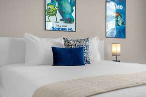 Modern 3BR Condo Home - Disney Adjacent