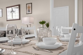 Modern 3BR Condo Home - Disney Adjacent