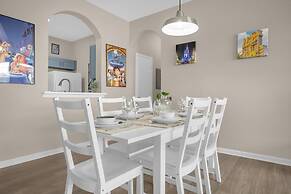 Modern 3BR Condo Home - Disney Adjacent