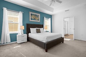 Upstay - Family Resort Home w Pool Cinema Games