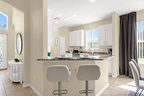 Upstay - New Home Near Disney w Private Pool BBQ