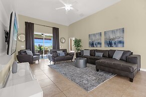 Upstay - New Home Near Disney w Private Pool BBQ