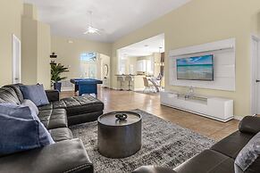 Upstay - New Home Near Disney w Private Pool BBQ