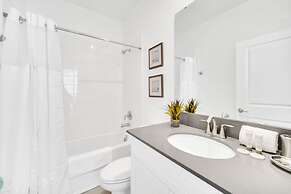 Upstay - Storey Lake Home w Pool - Hot Tub - Games