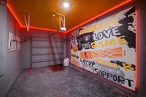 Upstay - Storey Lake Home w Pool - Hot Tub - Games