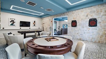 Upstay - Storey Lake Home w Pool - Hot Tub - Games